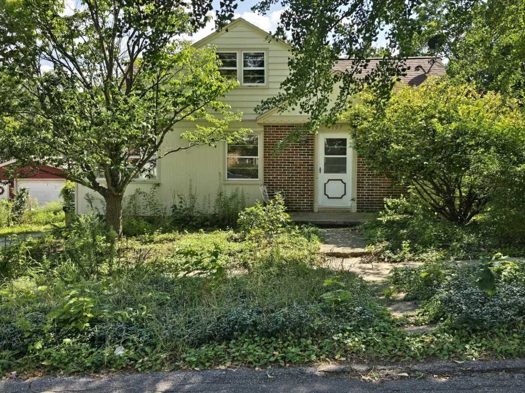 3907 Winnemac Ave,&nbsp;Madison